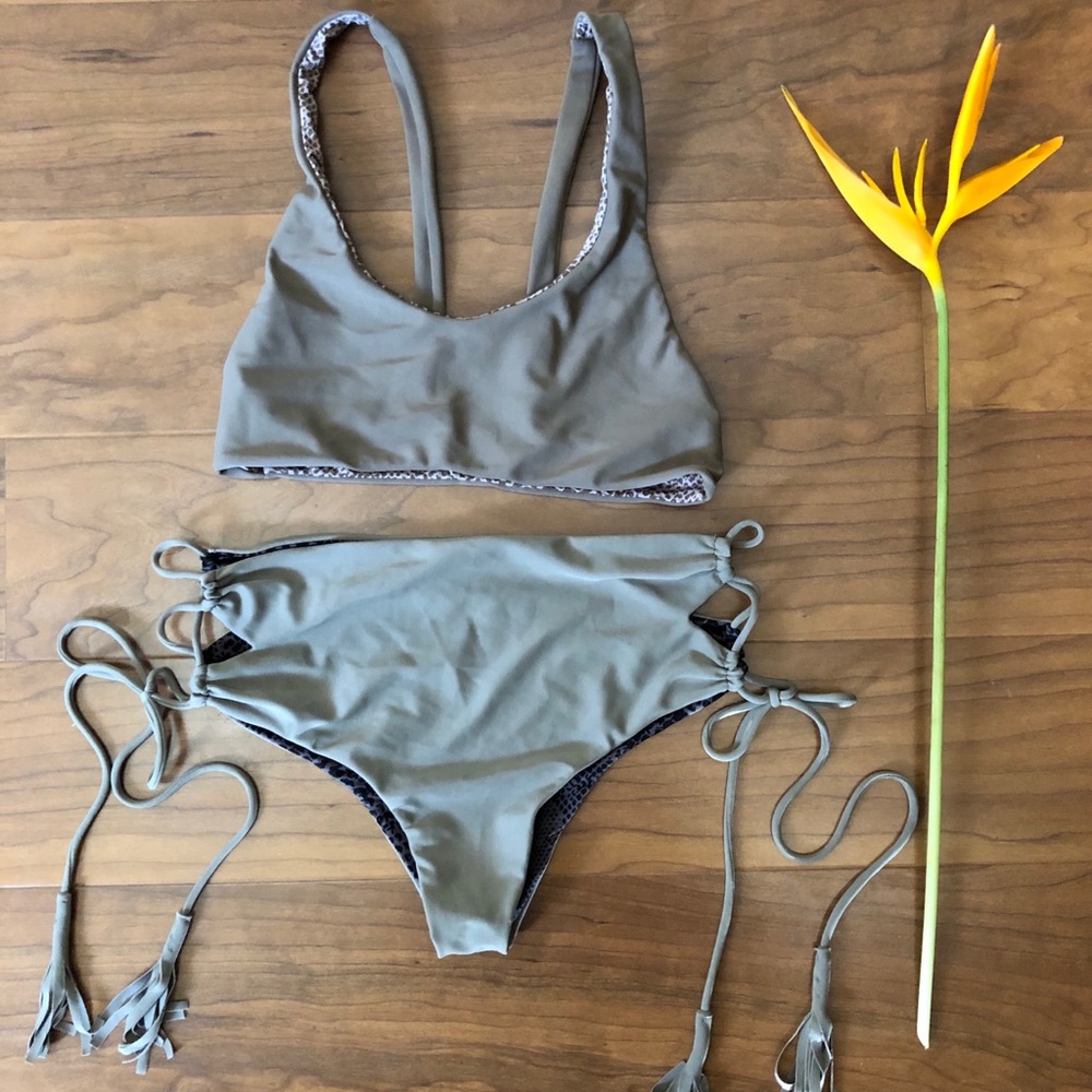 Medium acacia set